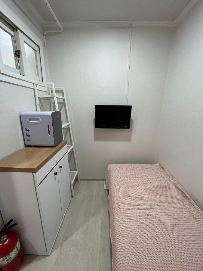 The Stay Cube House - Female Only Seoul Exterior photo