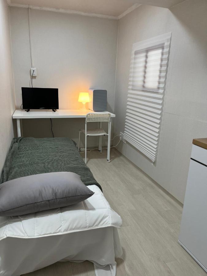 The Stay Cube House - Female Only Seoul Exterior photo