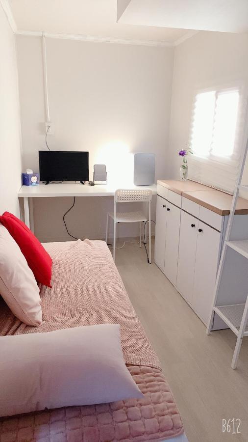The Stay Cube House - Female Only Seoul Exterior photo